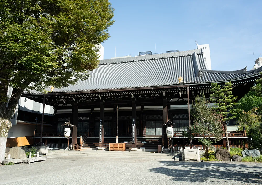 Honnoji Temple / Approximately 18 minutes by subway